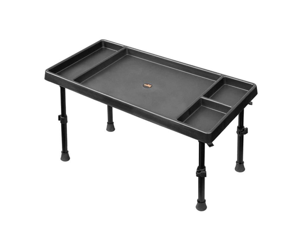 Delphin Kaprařský stolek Works Delphin Kaprařský stolek Works