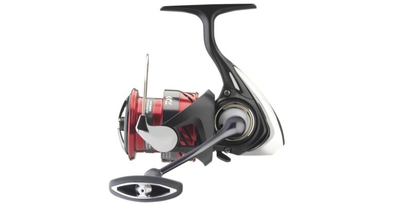 Daiwa Naviják 23 Ninja LT 3000 C recenze, kde koupit nejlevněji