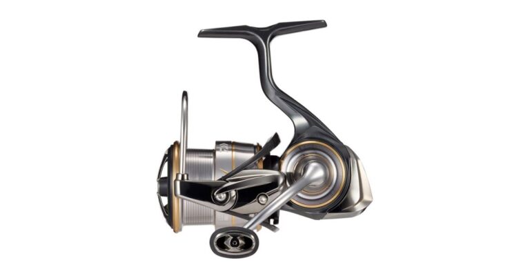 Daiwa Naviják 20 Luvias FC LT2500S recenze, kde koupit nejlevněji